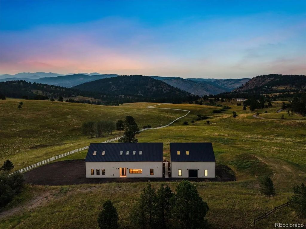 21761 Falcon Wing Road, Indian Hills