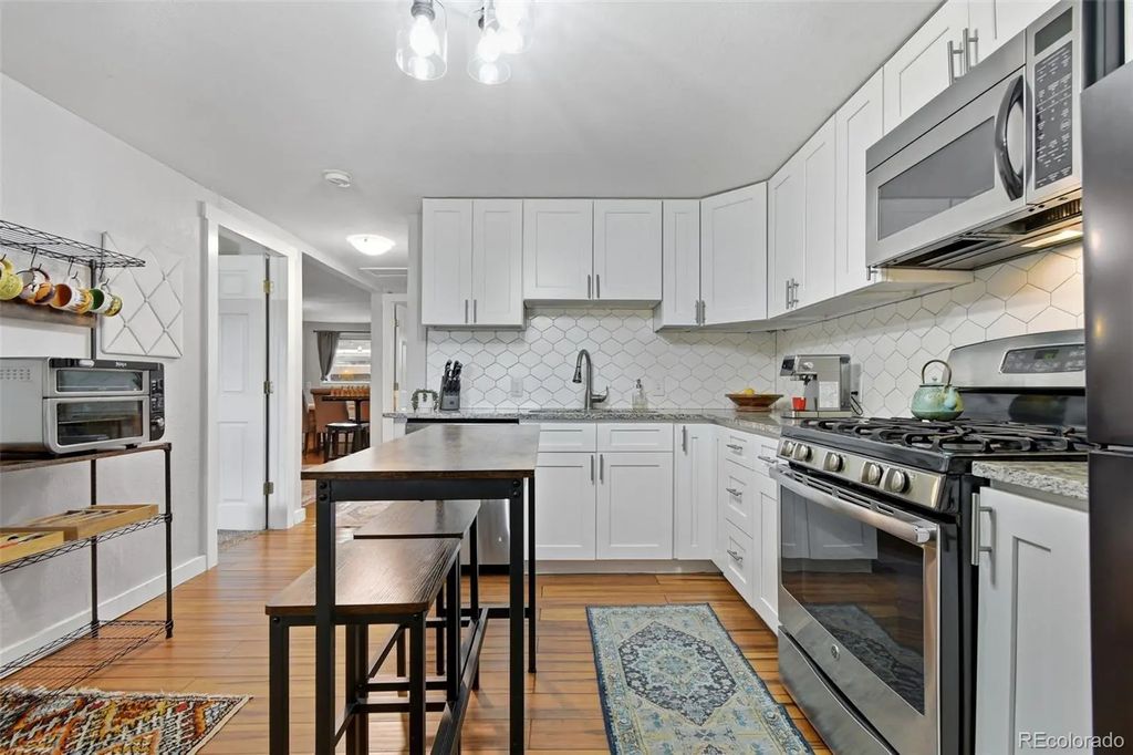 6510 W 14th Avenue, Lakewood