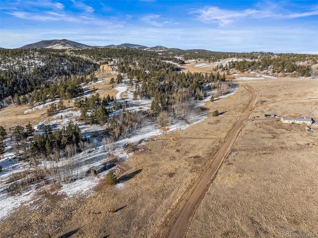 546 Alpine Meadows Lane, Florissant