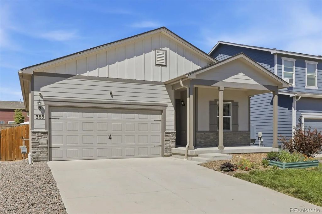 389 Maple Street, Bennett