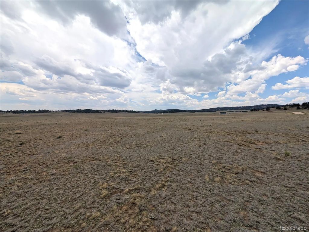 956 Apache Trail, Hartsel