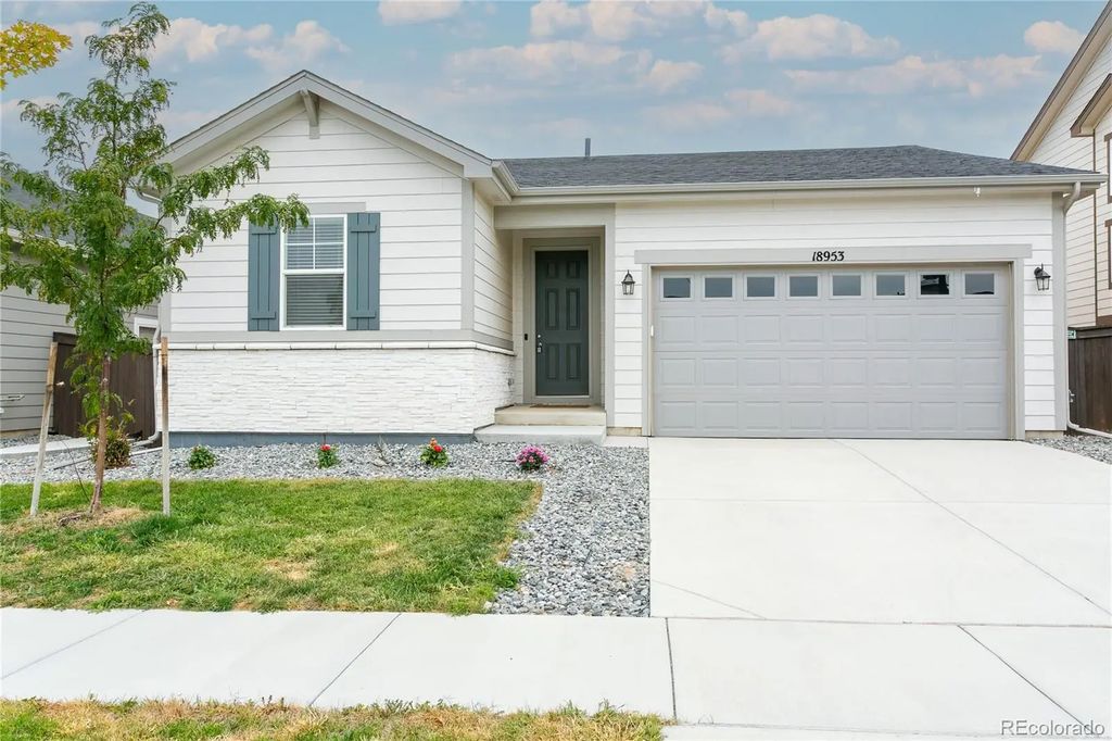18953 E 97th Avenue, Commerce City
