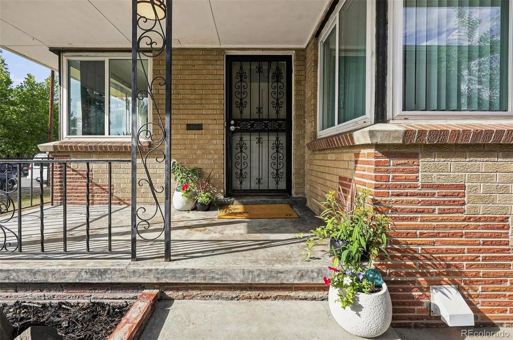 3640 Fairfax Street, Denver