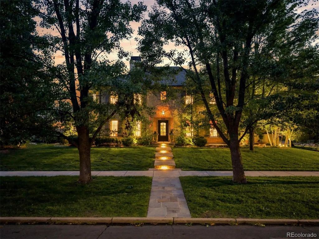 2201 S Adams Street, Denver