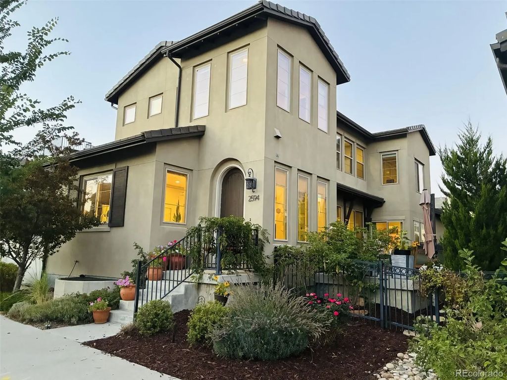 2594 S Orchard Street, Lakewood