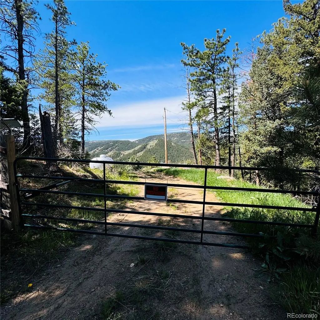 17222 Little Shadow Trail, Littleton