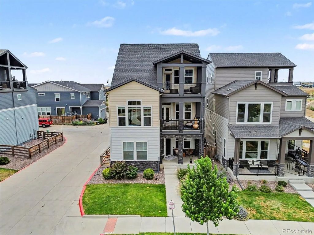 16550 Shoshone Street, Broomfield