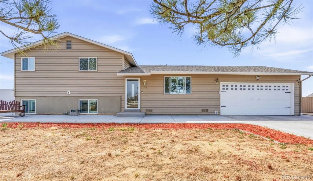 468 E Keen Avenue, Byers