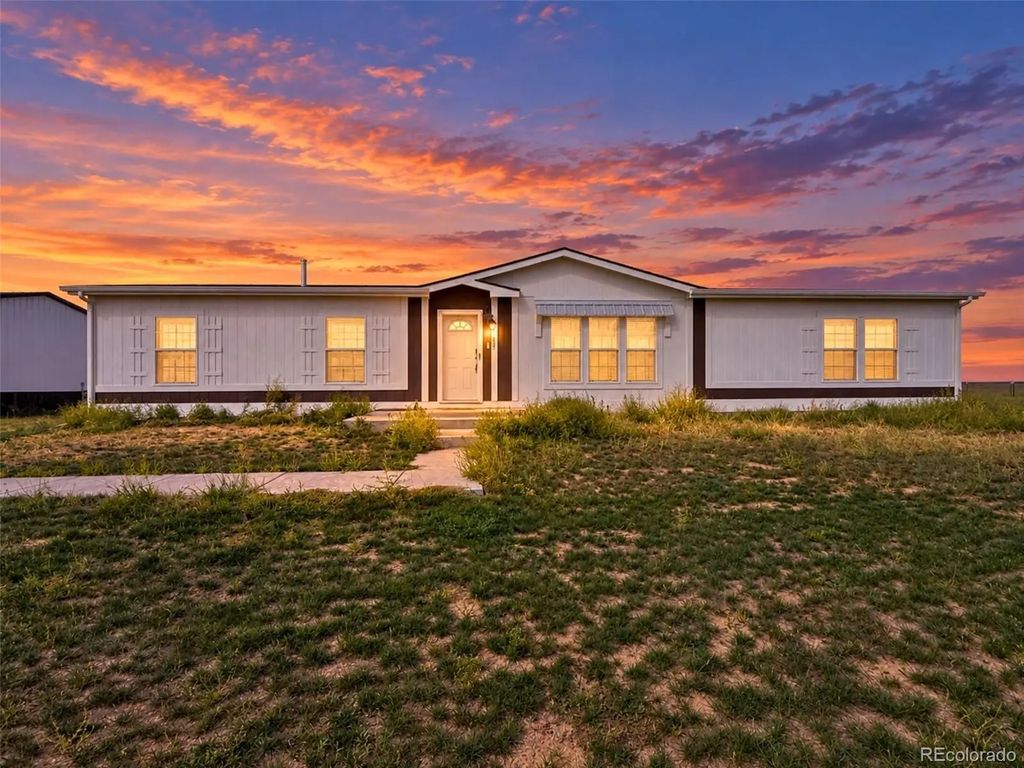 41657 County Road 84, Briggsdale