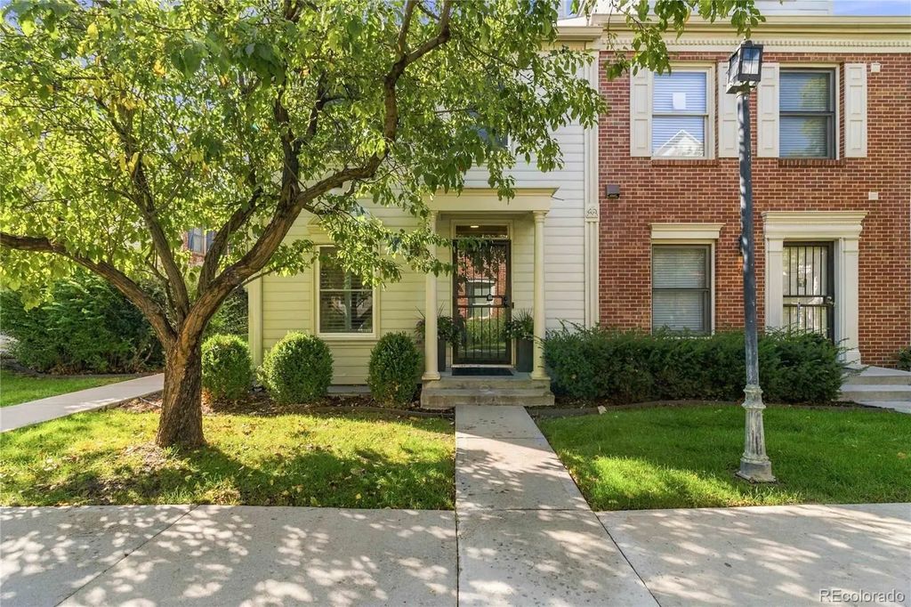916 Ivanhoe Street, Denver
