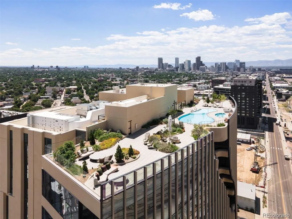 3930 Blake Street 1400, Denver