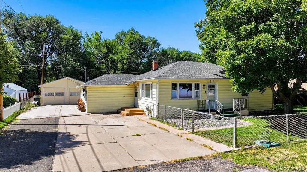 842 Capitol Hill Street, Canon City
