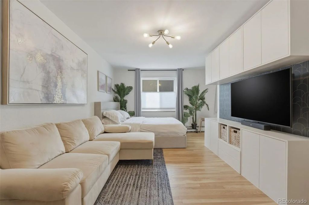 2480 W Caithness Place 2, Denver