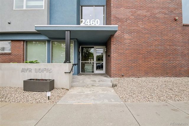 2460 W 29th Avenue 202, Denver