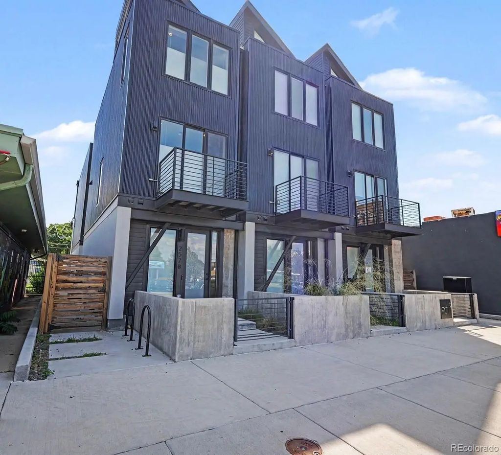 2578 S Broadway Avenue, Denver