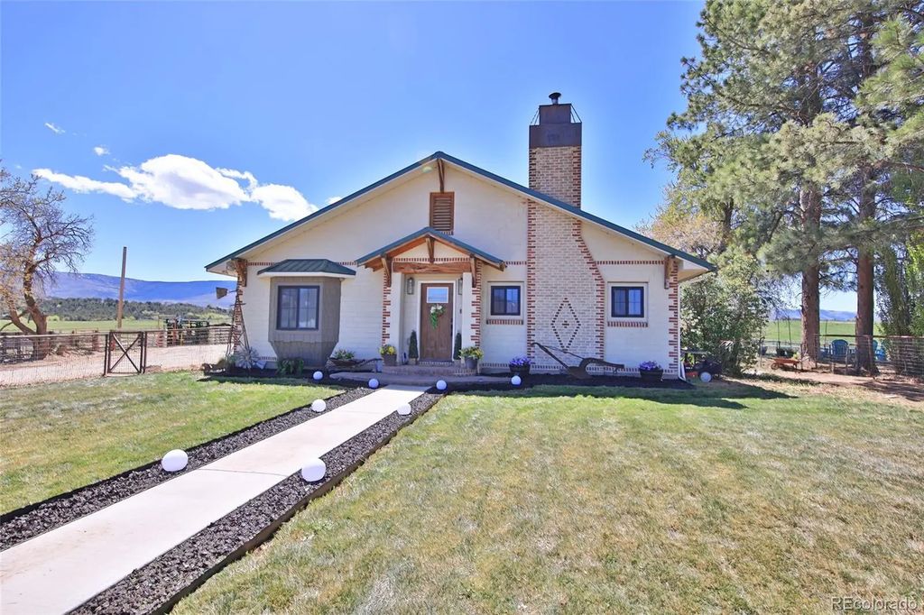 58749 Oe Road, Collbran