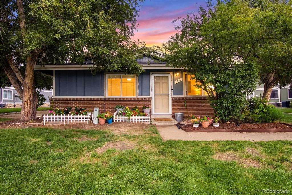 1282 S Uvalda Street, Aurora