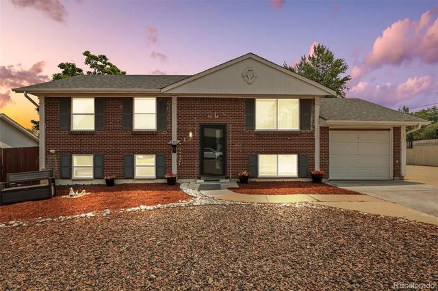 8358 Charles Way, Denver