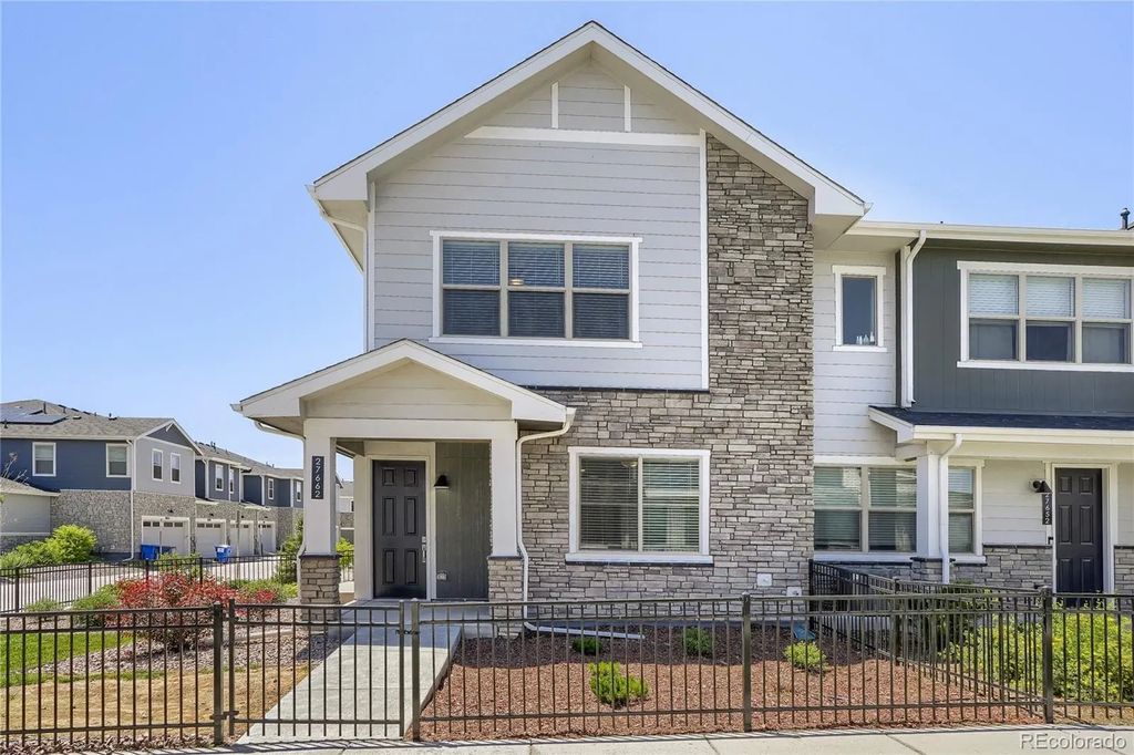 27662 E 1st Avenue, Aurora
