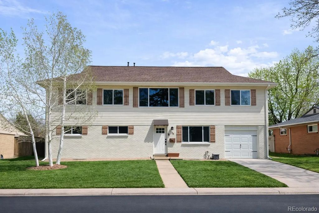724 S Flamingo Court, Denver