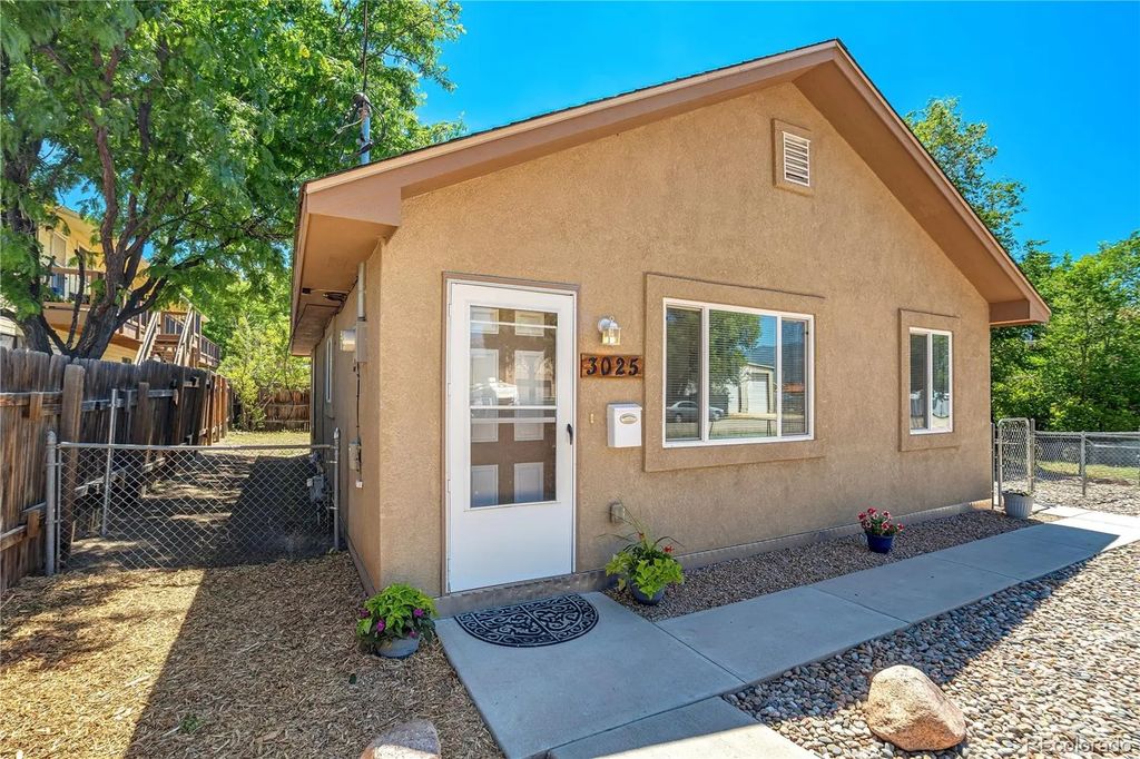 3025 Grandview Street, Colorado Springs