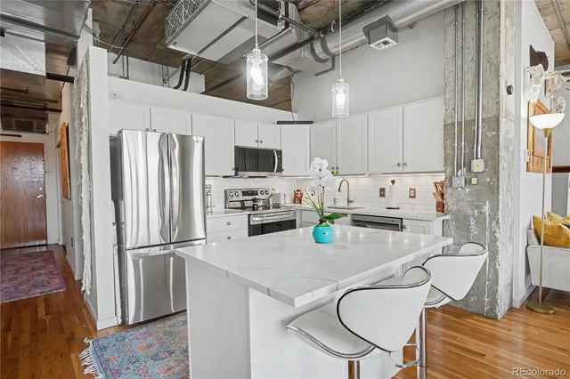 2020 Arapahoe Street 870, Denver