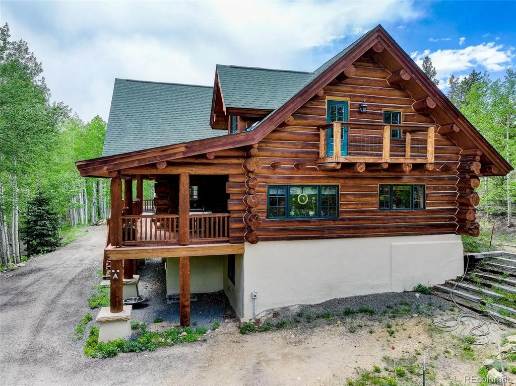 261 Pine Drive, Black Hawk