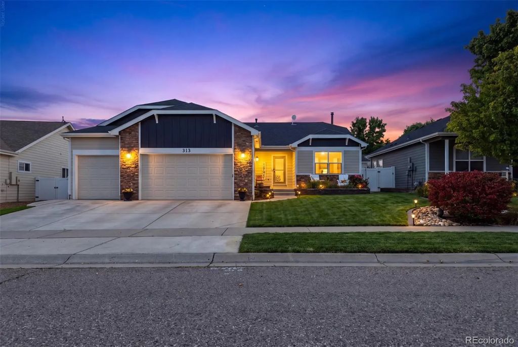313 Audubon Boulevard, Severance