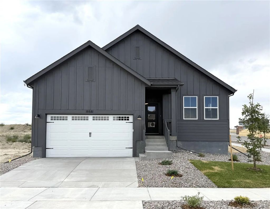 16681 Stelvio Point, Parker