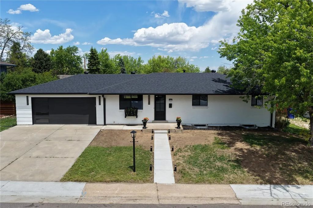 2327 E Mineral Avenue, Centennial