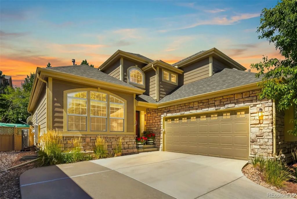 7147 S Versailles Street, Aurora