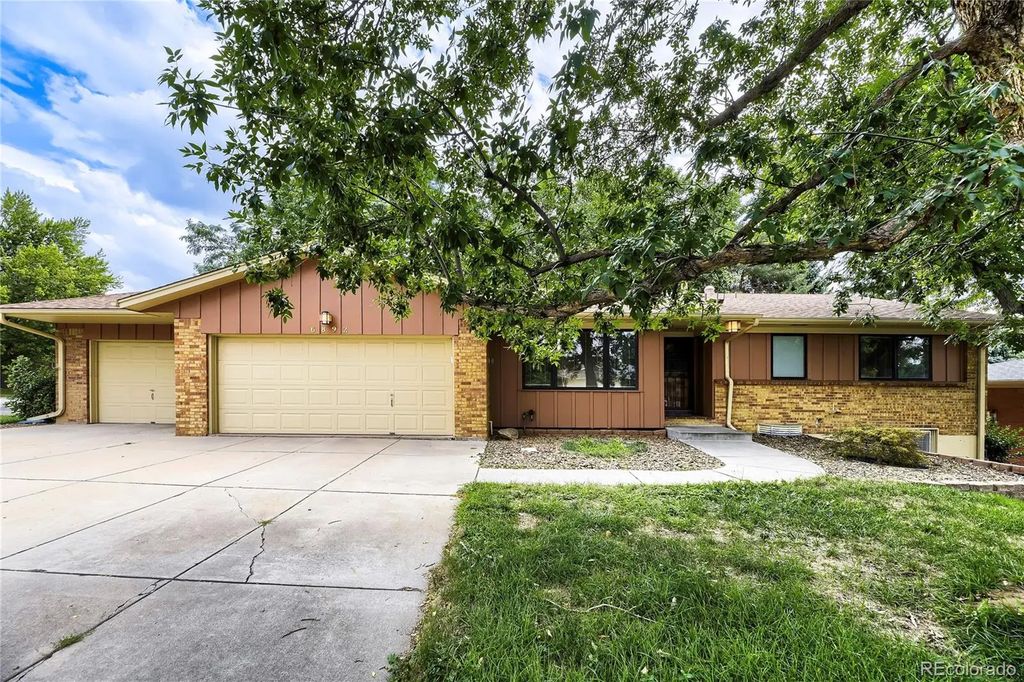 6892 E Iliff Place, Denver