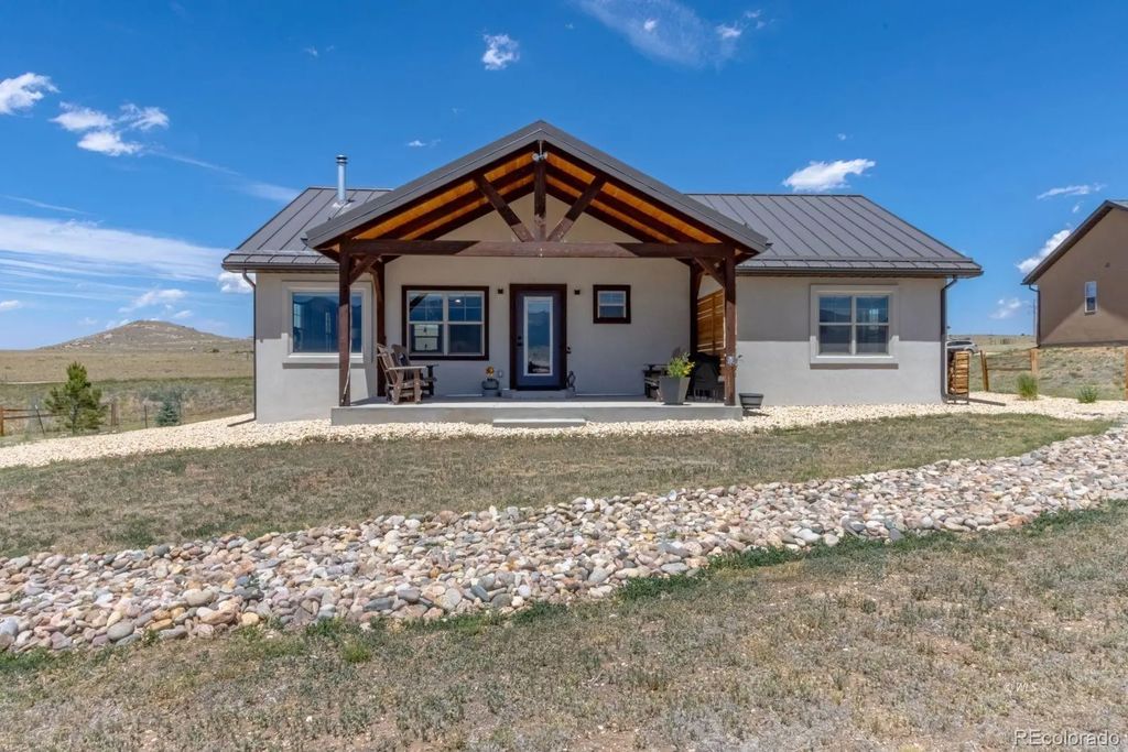 300 Mineral Road, Westcliffe