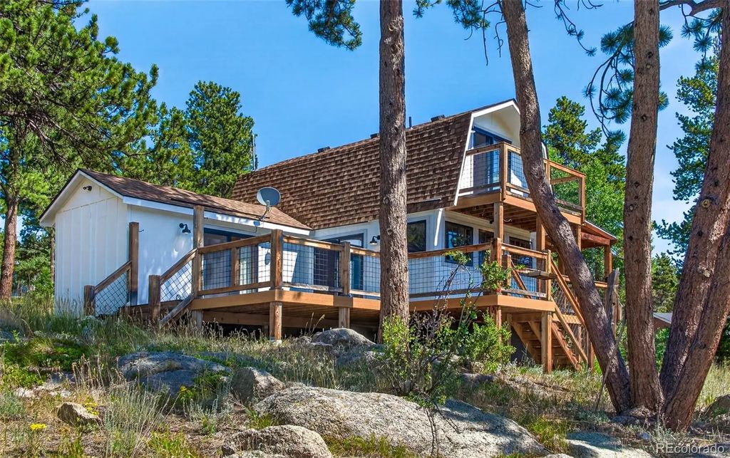 1820 Lazy Z Road A, Nederland