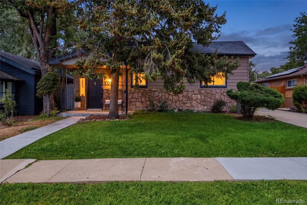 2085 Fenton Street, Edgewater