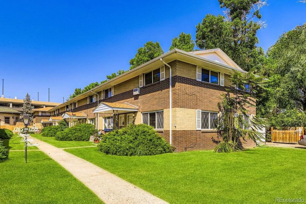 1399 Vance Street, Lakewood