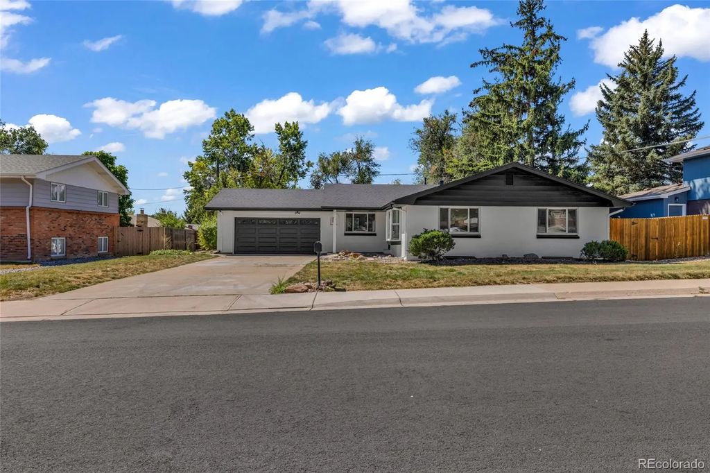 6942 W 68th Place, Arvada