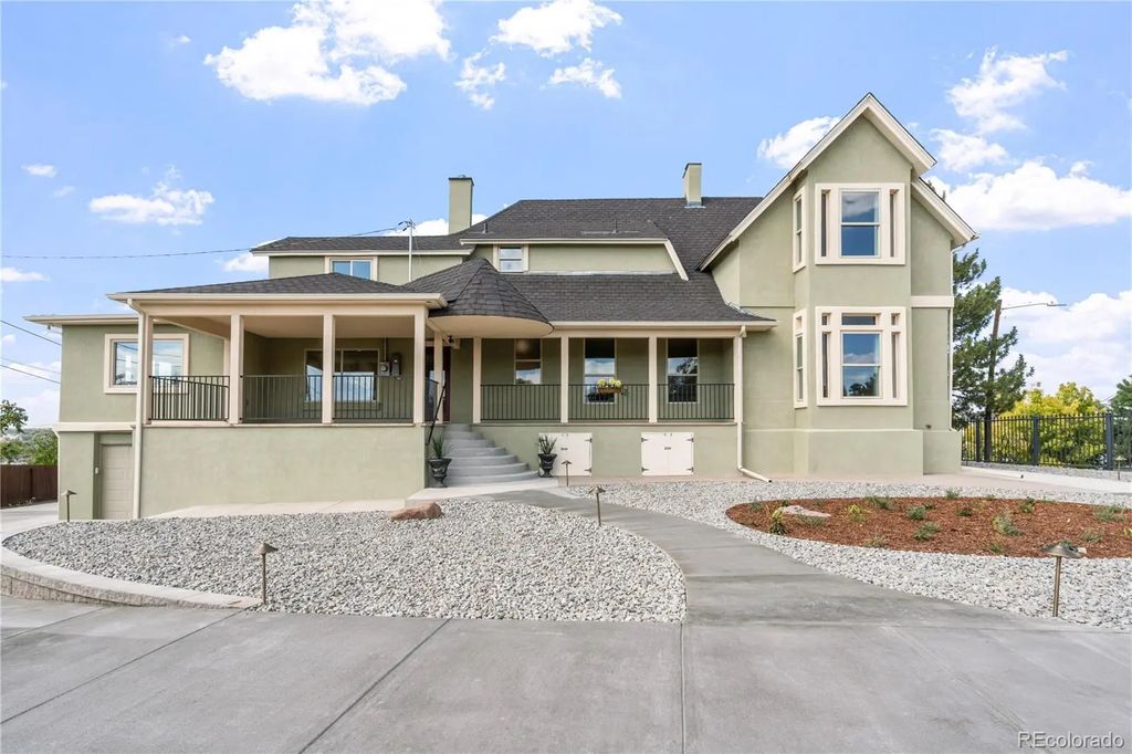 708 W 18th Street, Pueblo