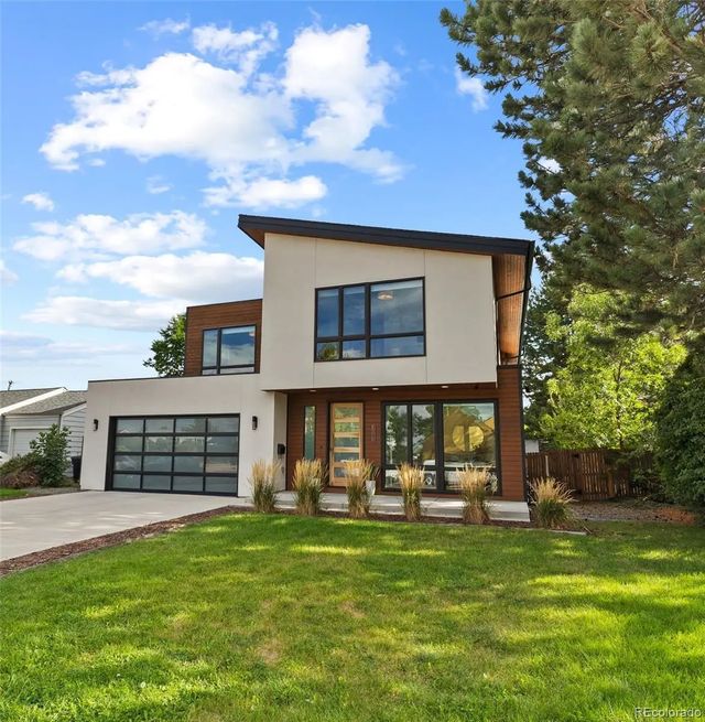 3083 S Cherry Way, Denver