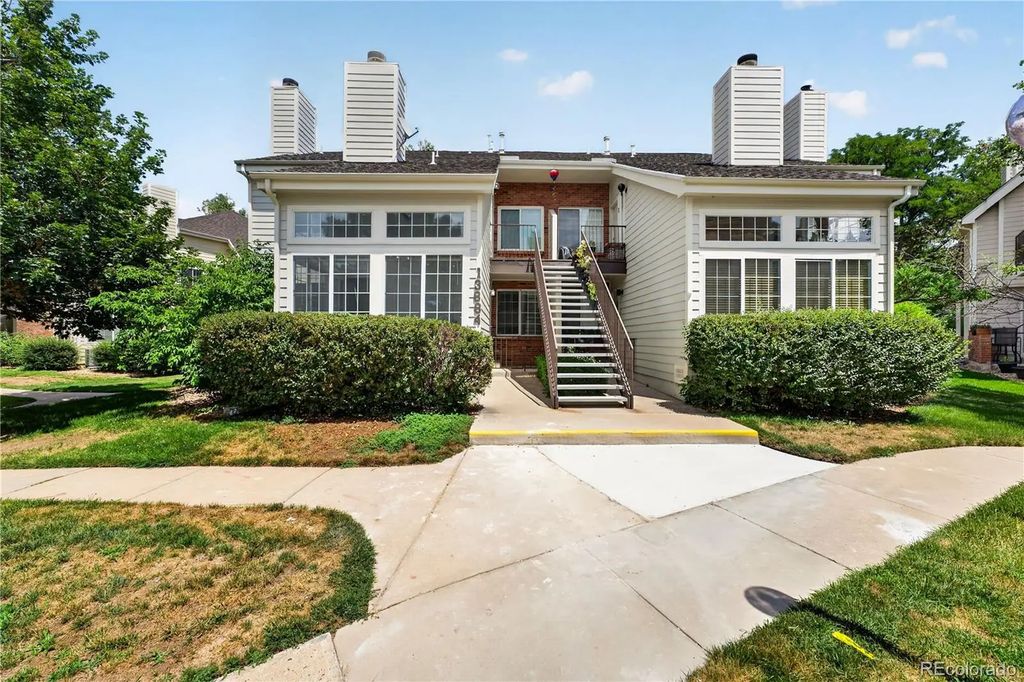 13884 E Lehigh Avenue A, Aurora