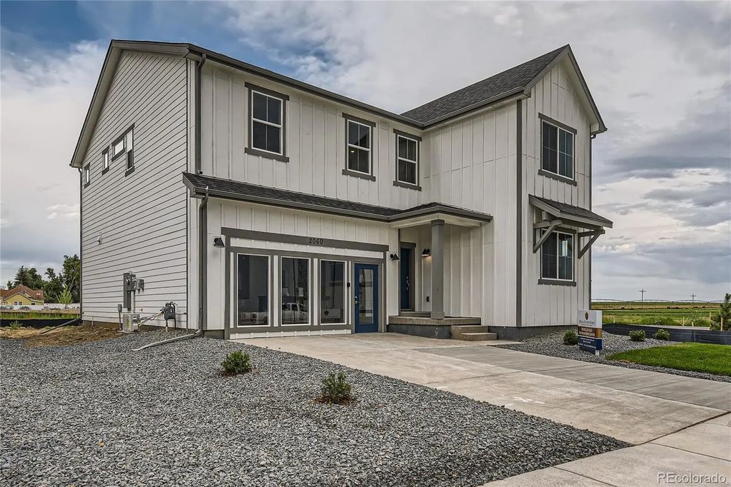 46426 Heritage Avenue, Bennett