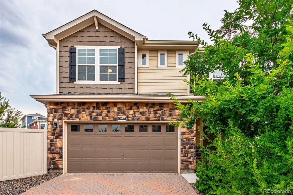 8055 E 128th Place, Thornton