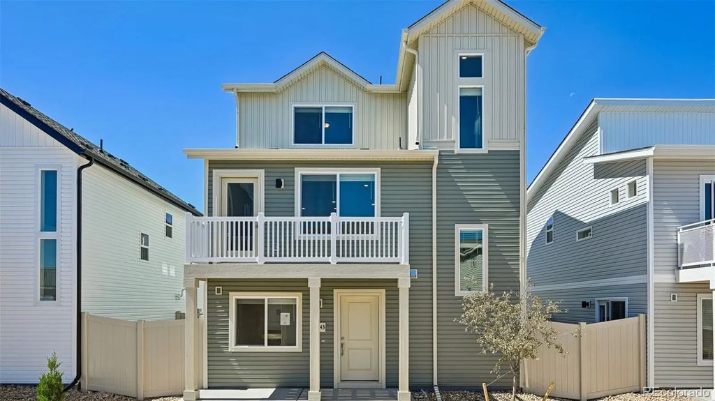 46543 Gold Prairie Drive, Bennett