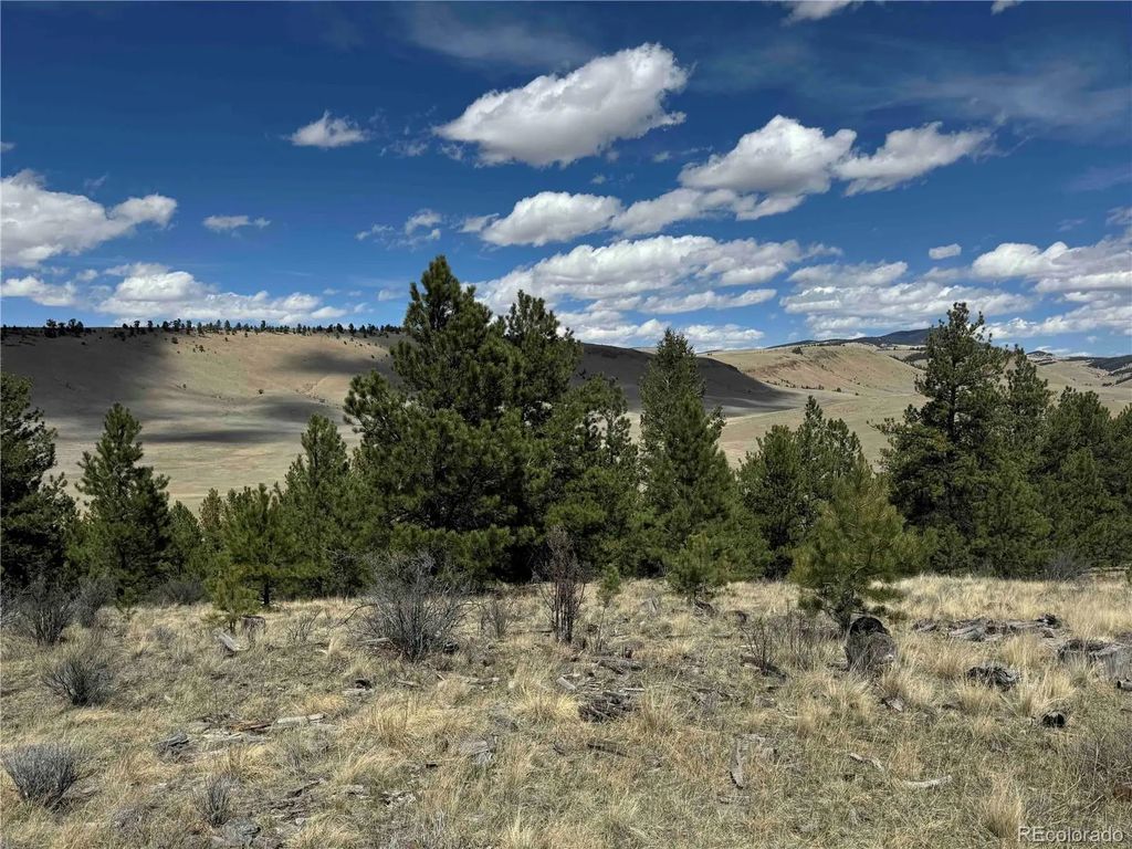 8014 County Road 2, Canon City
