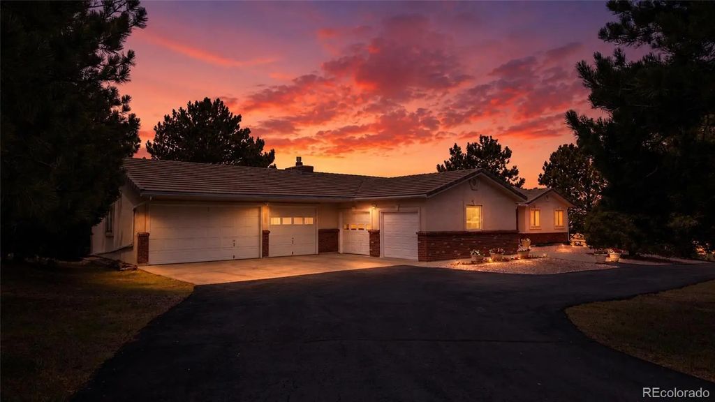 21375 E Nichols Place, Aurora