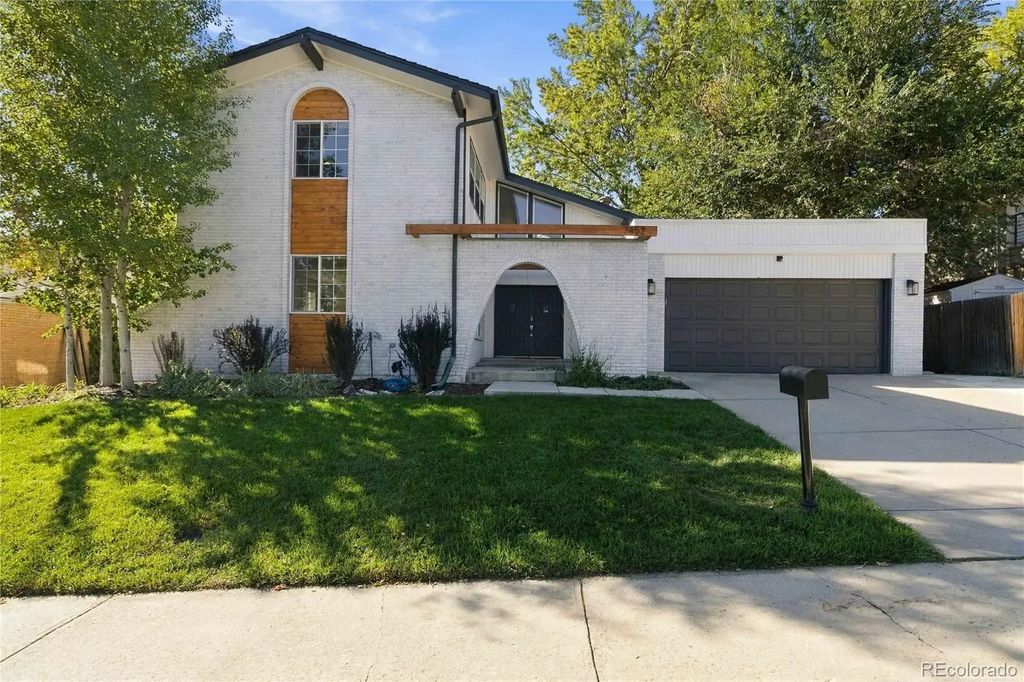 7452 E Jarvis Place, Denver