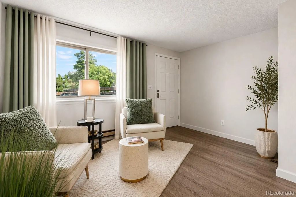 6906 W 48th Avenue, Wheat Ridge