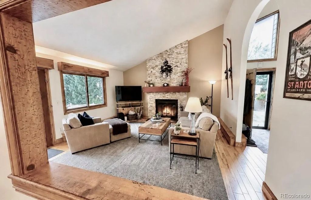 113 Beaver Road A, Avon