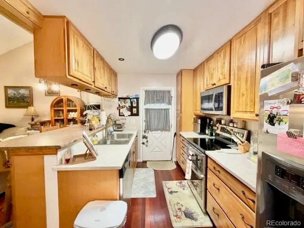 8357 W 90th Place 1703, Broomfield