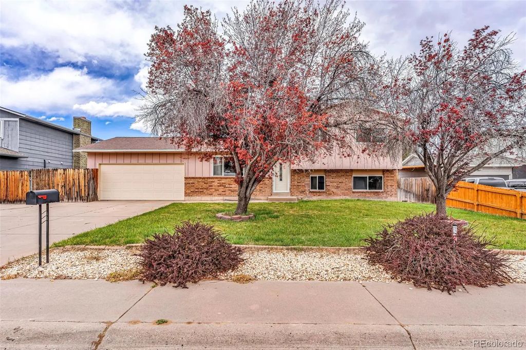 58 Briarwood Circle, Pueblo